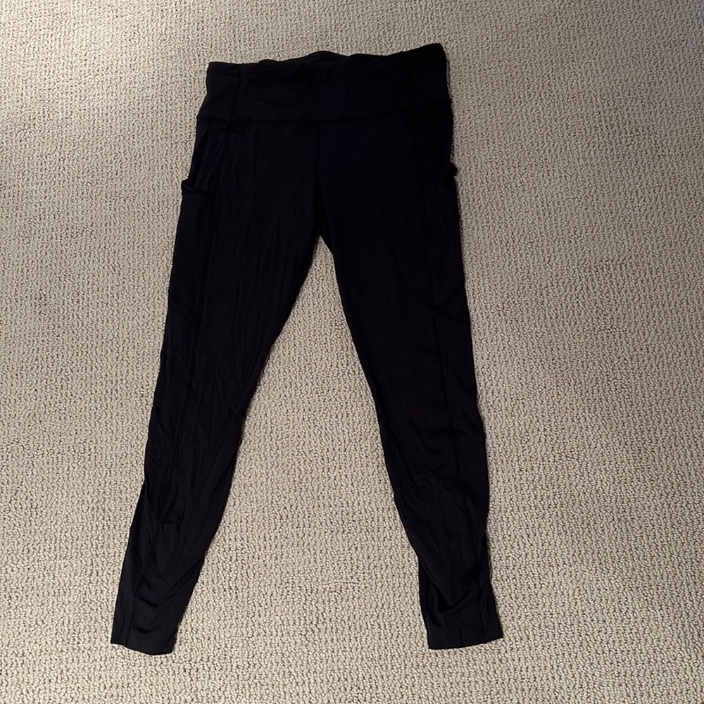 Fast and Free High-Rise Tight Lulu Lemon leggings in black